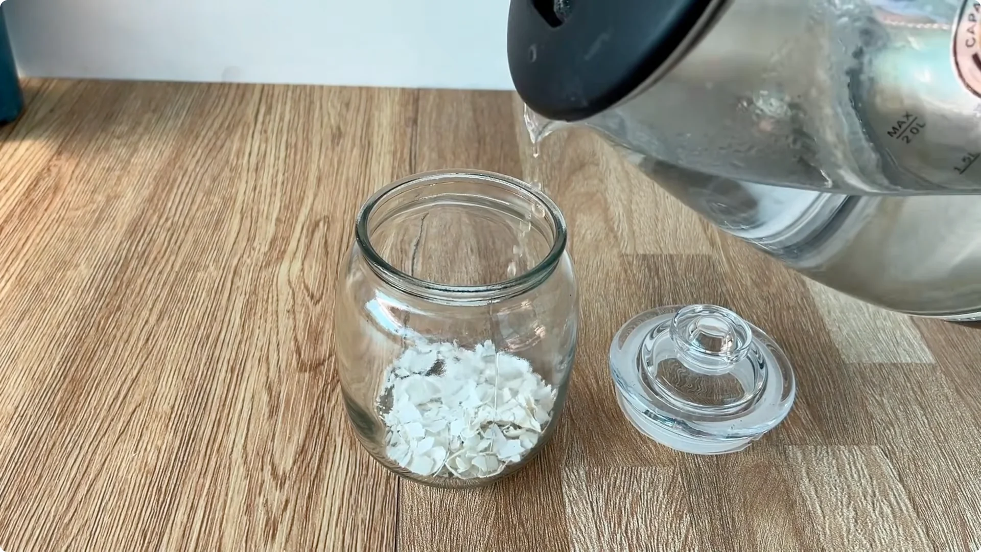 How This Simple Trick Helps Roses Root and Bloom Fast screenshot 2