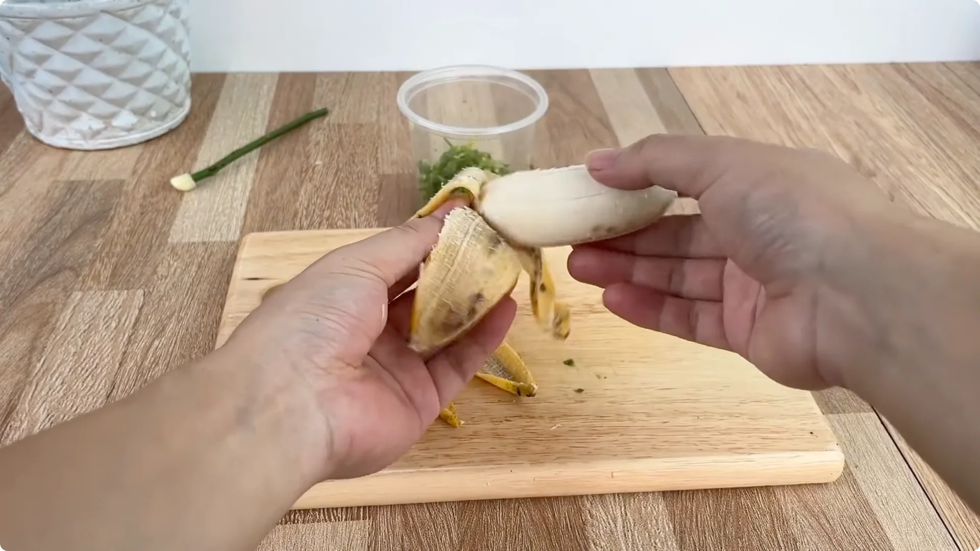 How This Simple Trick Helps Roses Root and Bloom Forever screenshot 2