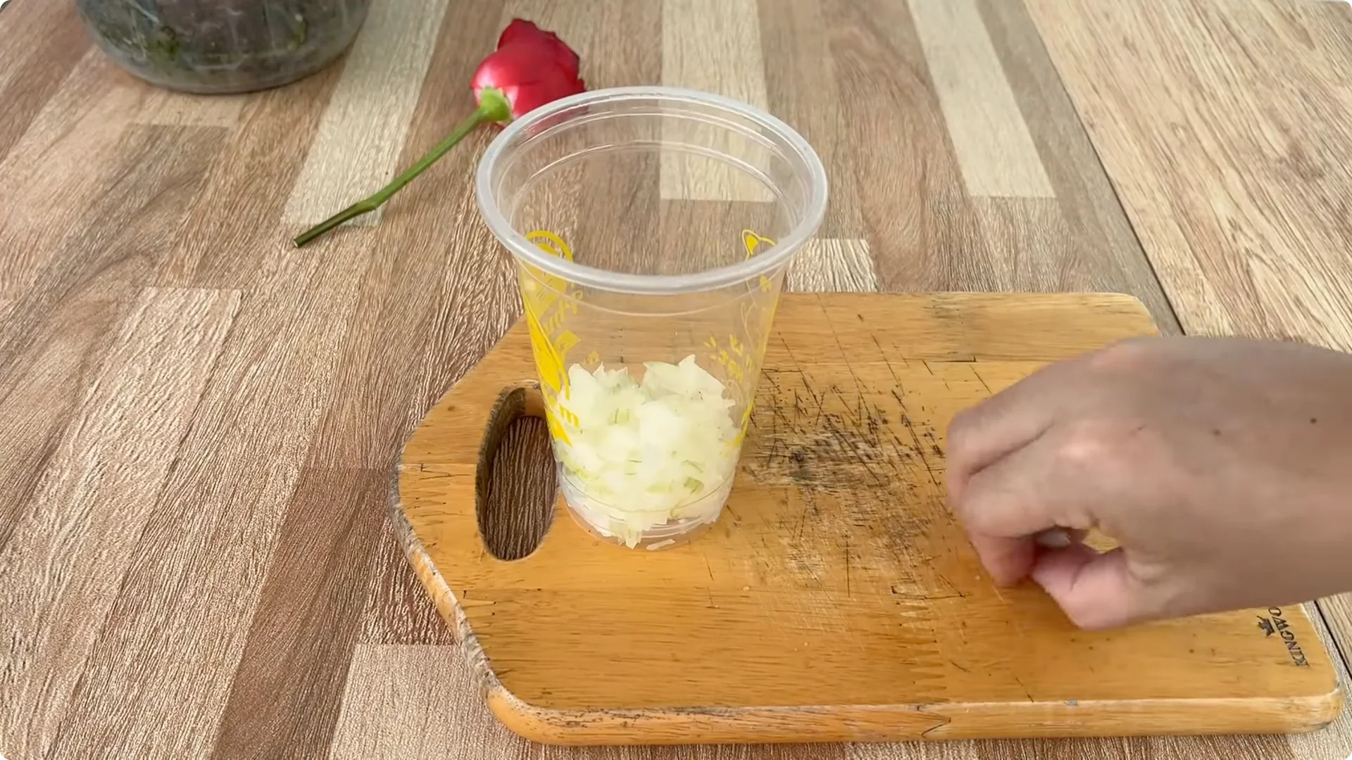 The Simple Spoonful Trick to Easily Propagate Roses screenshot 2