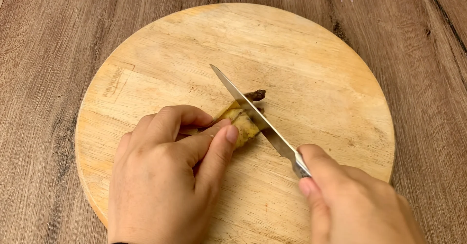 How to Revive Dying Orchids at Home with Natural Care? screenshot 5